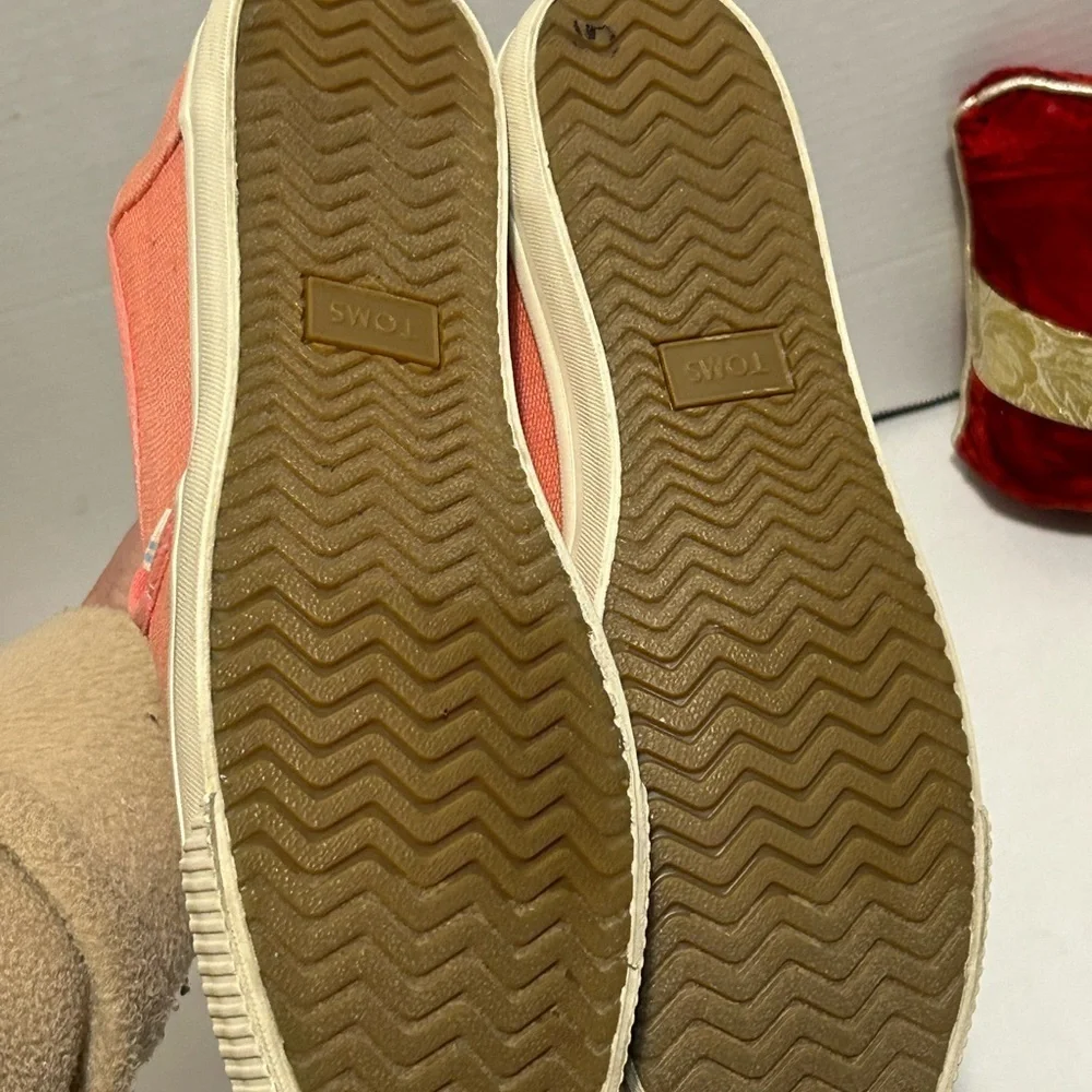 Toms Coral Canvas Espadrilles